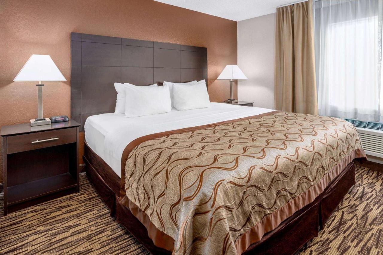 Baymont By Wyndham 3* Beloit