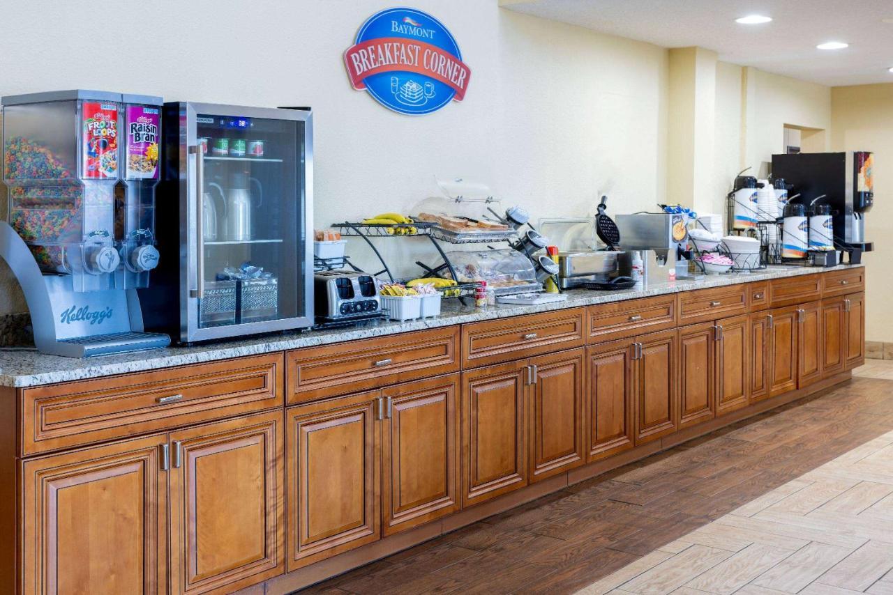 Hotel Baymont By Wyndham 3*